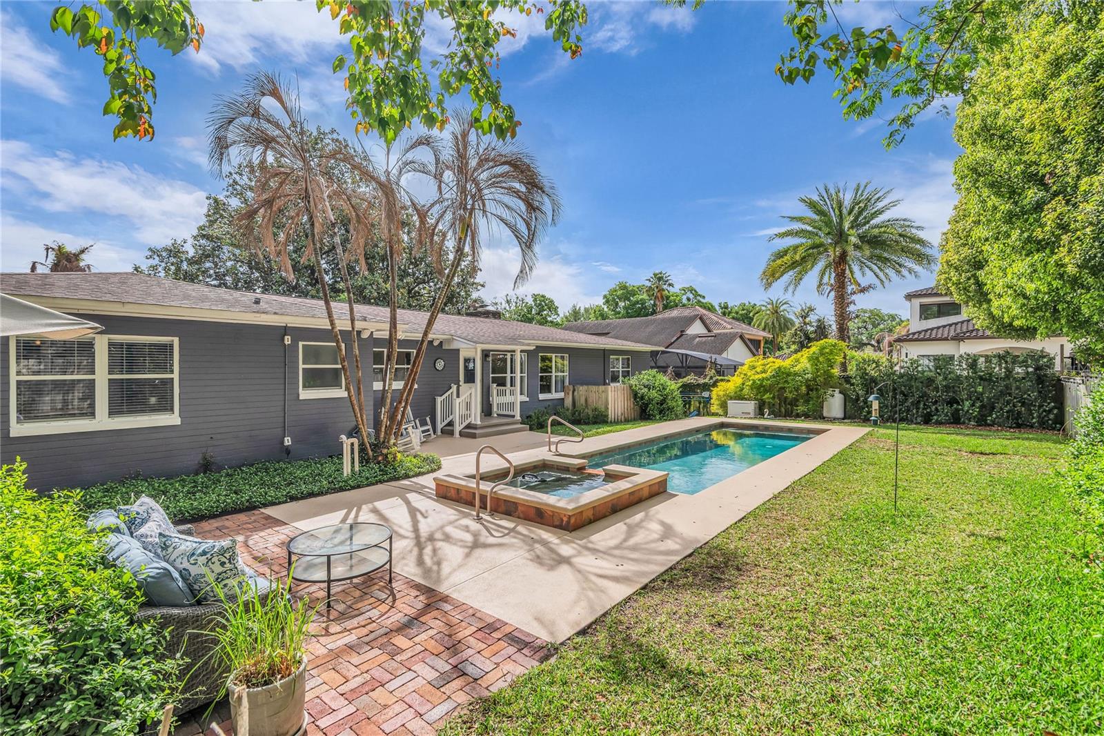 SUMMERLIN HILLS - Residential