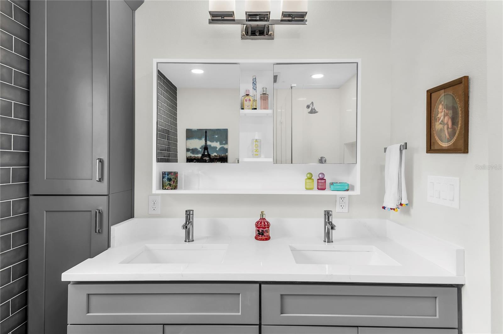 SUMMERLIN HILLS - Residential