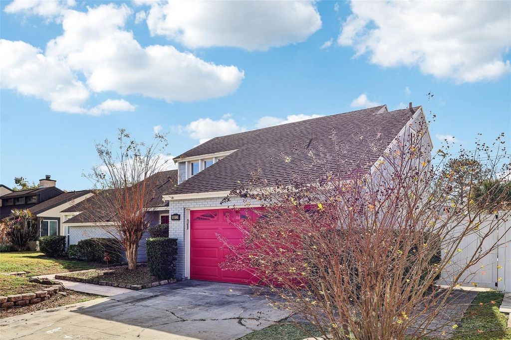 Photo of 8812 S Shadow Bay Drive, Orlando, FL 32825 (MLS # G5105816)