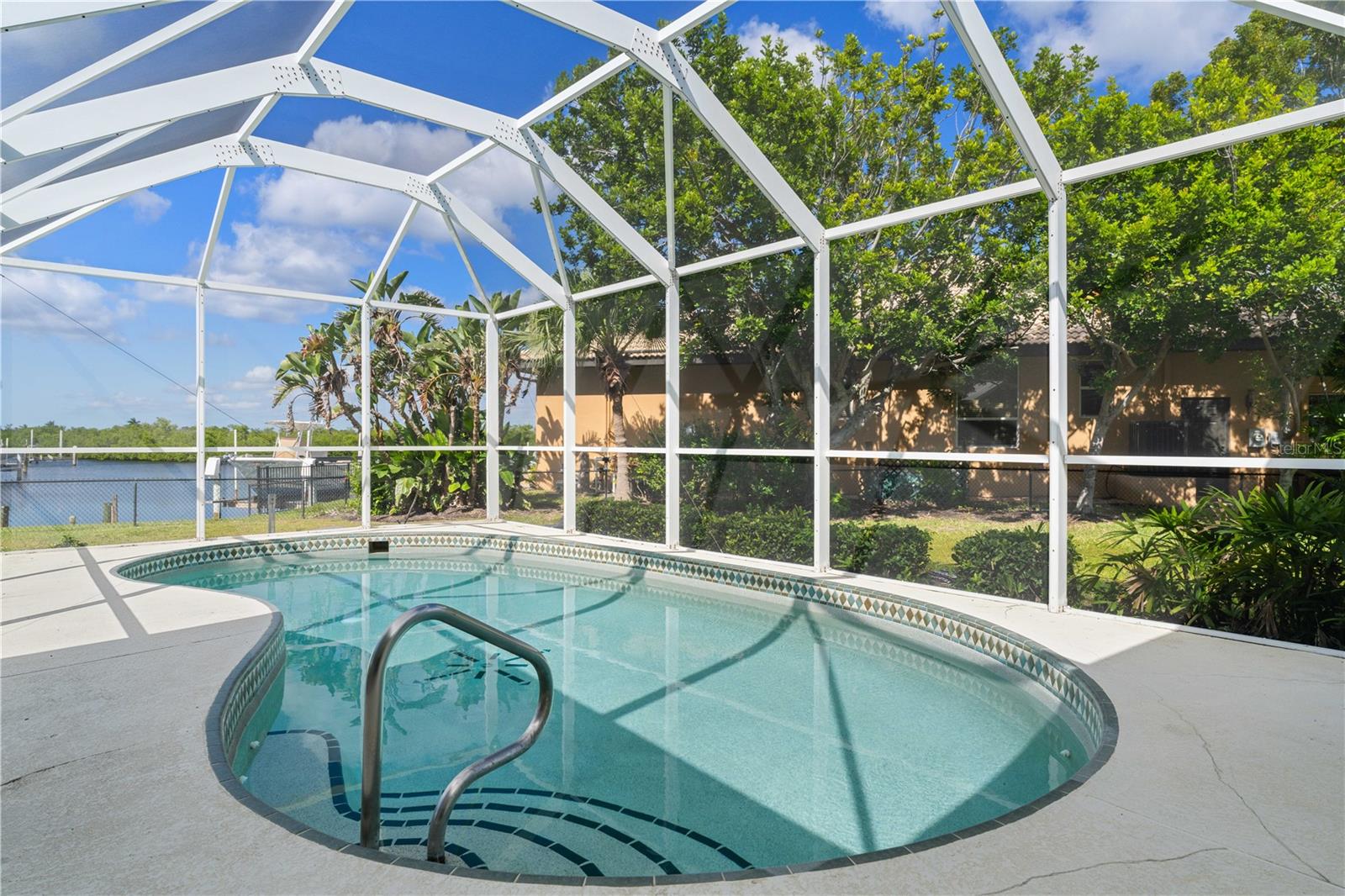 PUNTA GORDA ISLES SEC 15 - Residential