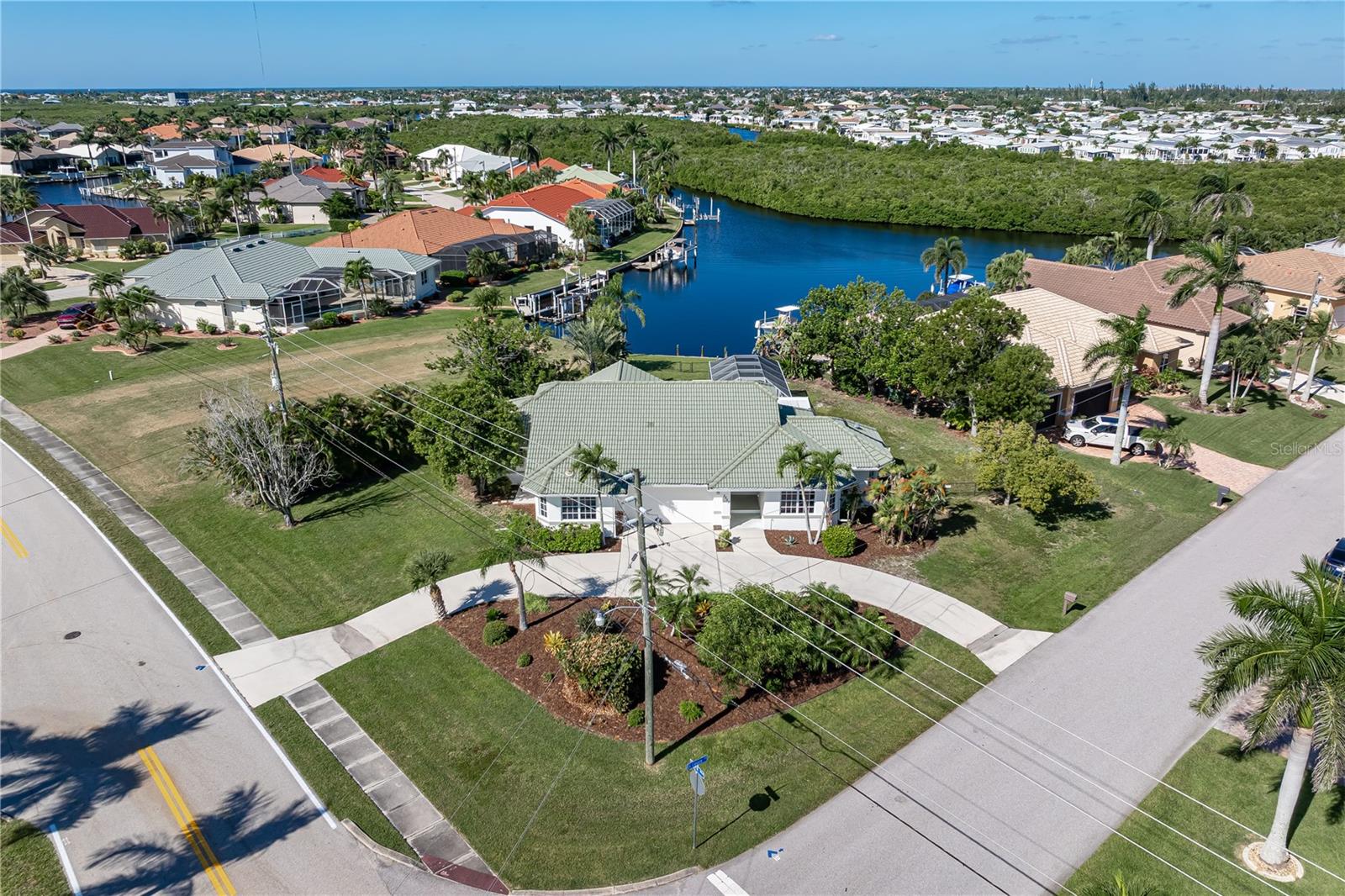 PUNTA GORDA ISLES SEC 15 - Residential