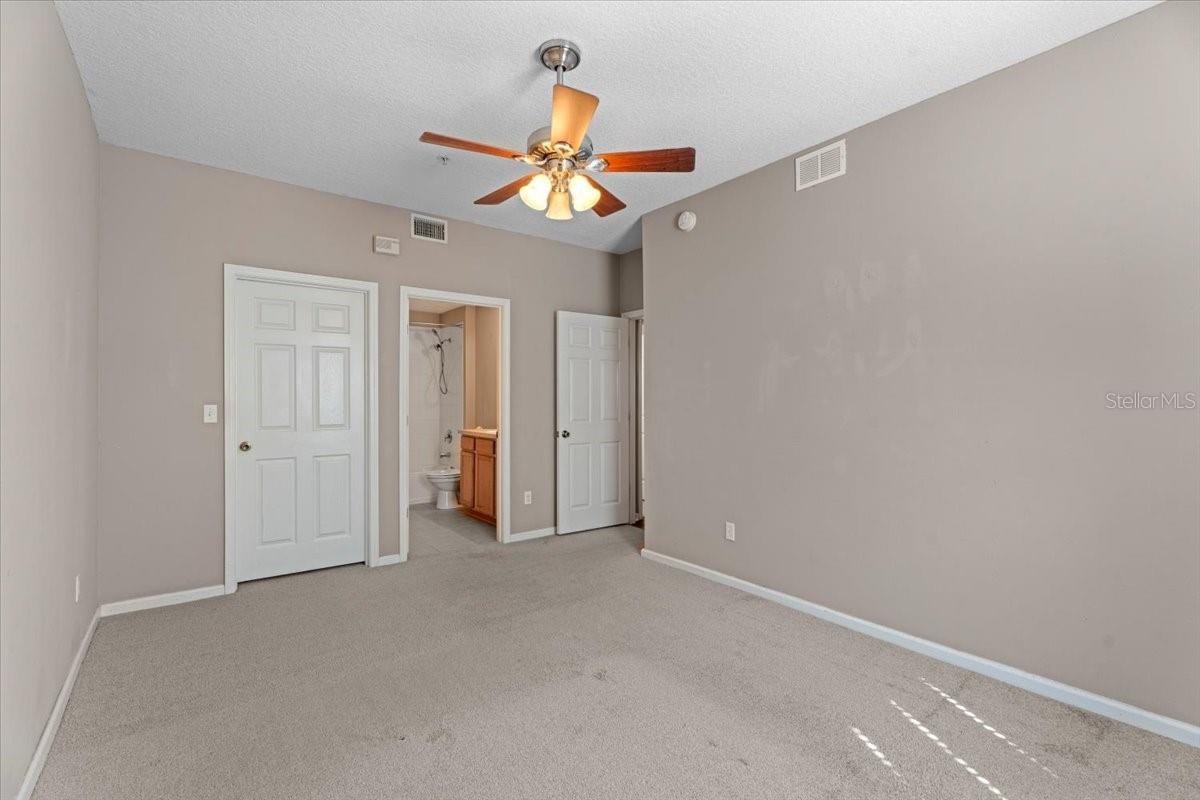 JENNINGS POINT AT OAKLEAF PLANTATION - Residential