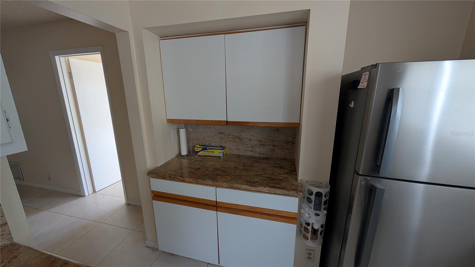 COUNTRY MANORS CONDO 01-08 - Residential