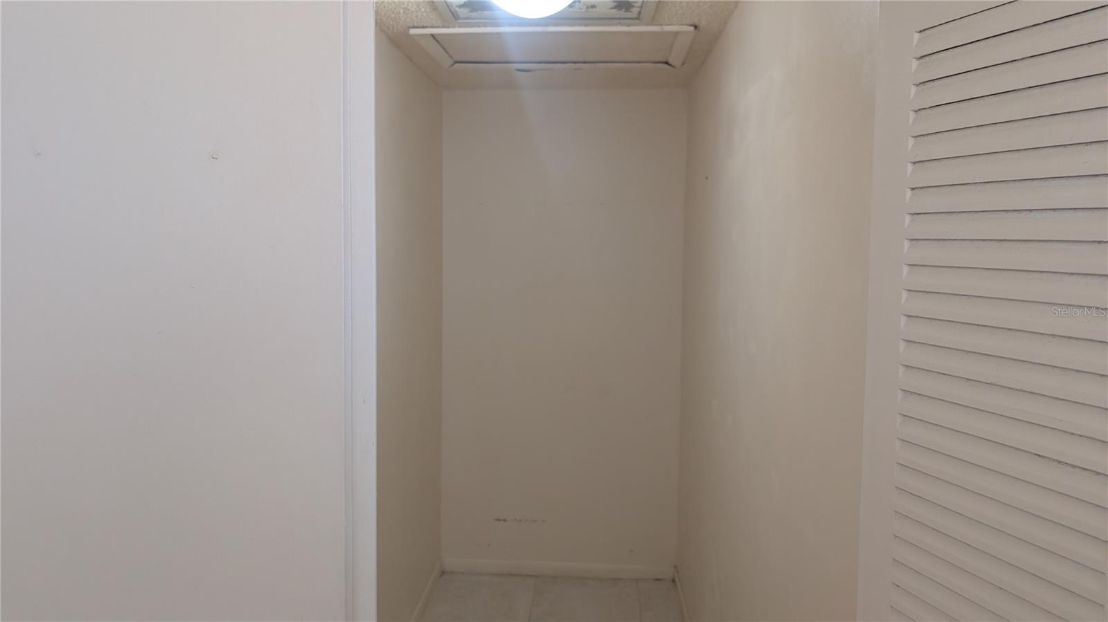 COUNTRY MANORS CONDO 01-08 - Residential