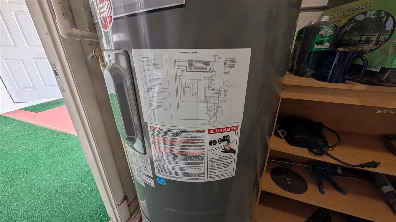 COUNTRY MANORS CONDO 01-08 - Residential