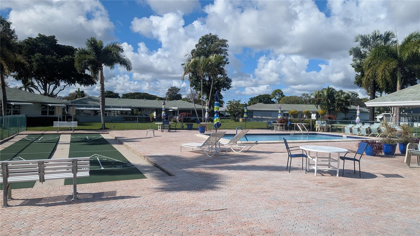 COUNTRY MANORS CONDO 01-08 - Residential