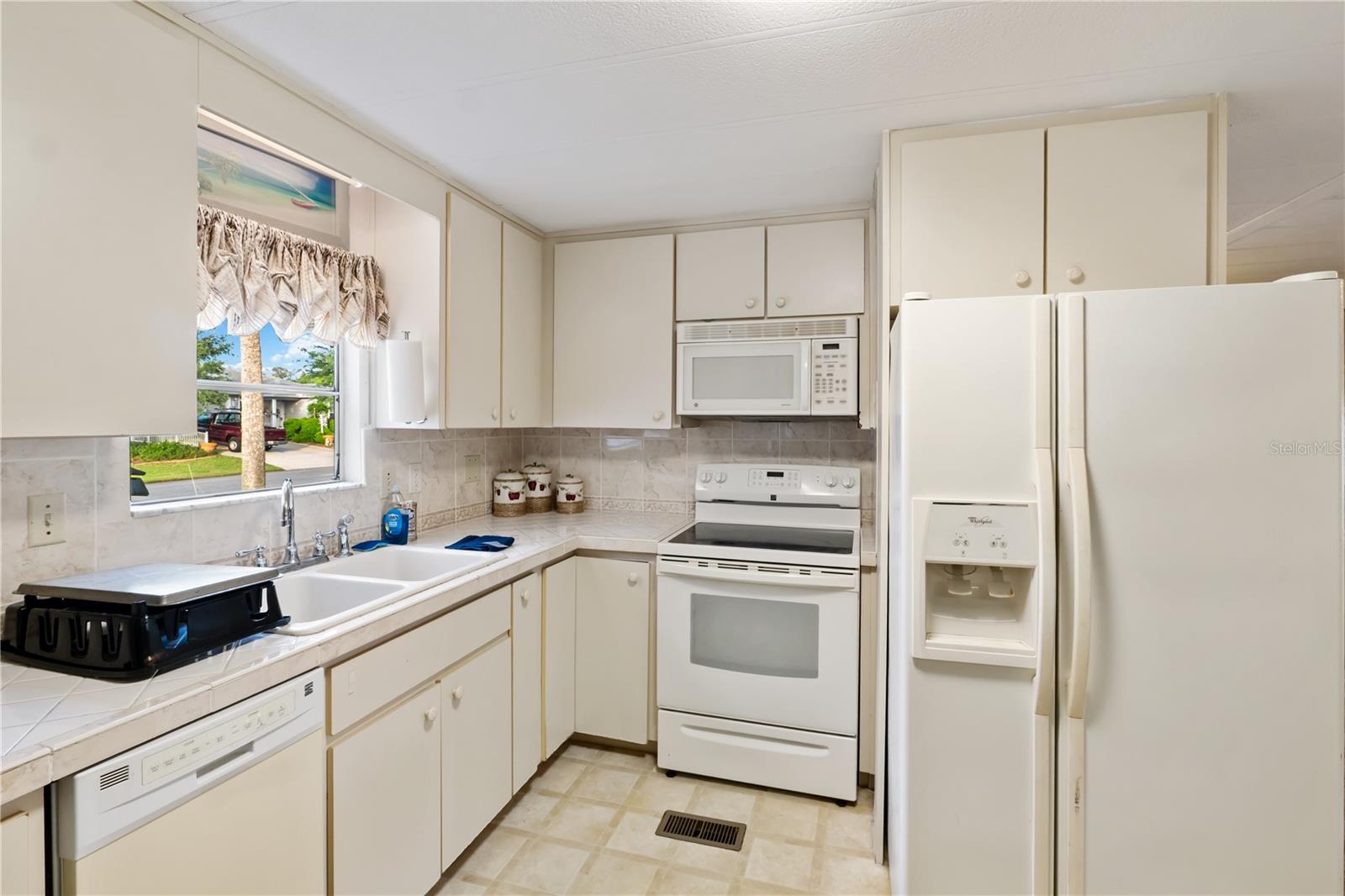 ORANGE BLOSSOM GARDENS UN #2 - Residential