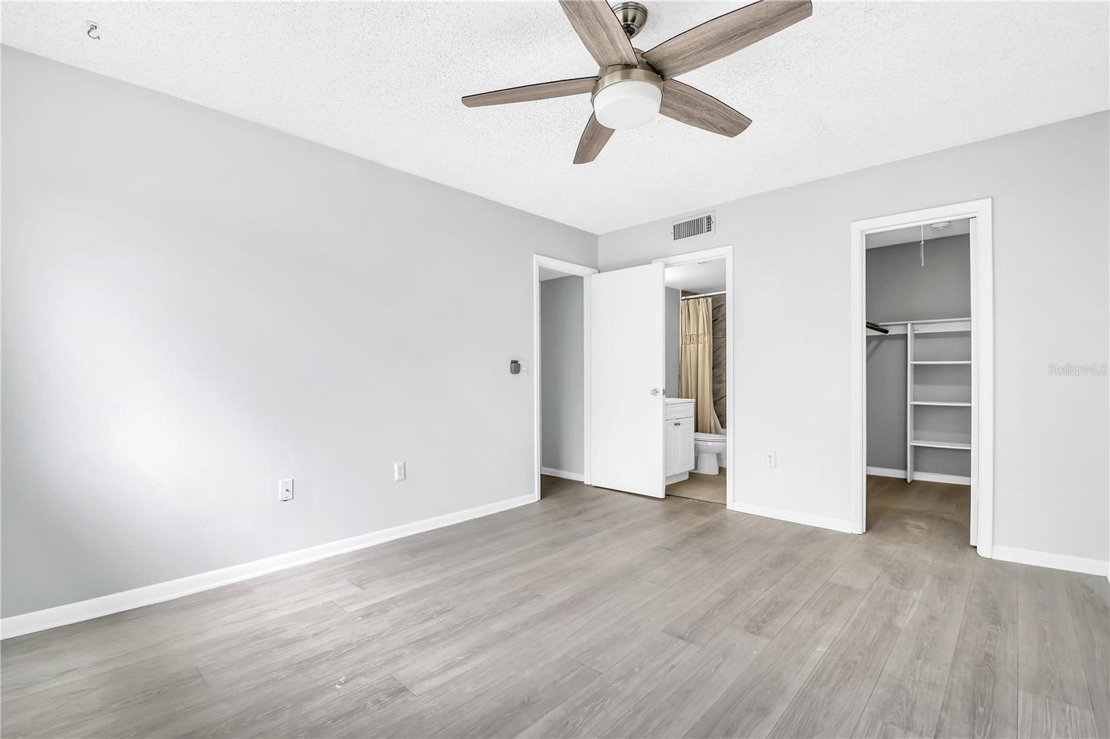 WIMBLEDON PARK #I - Residential Lease