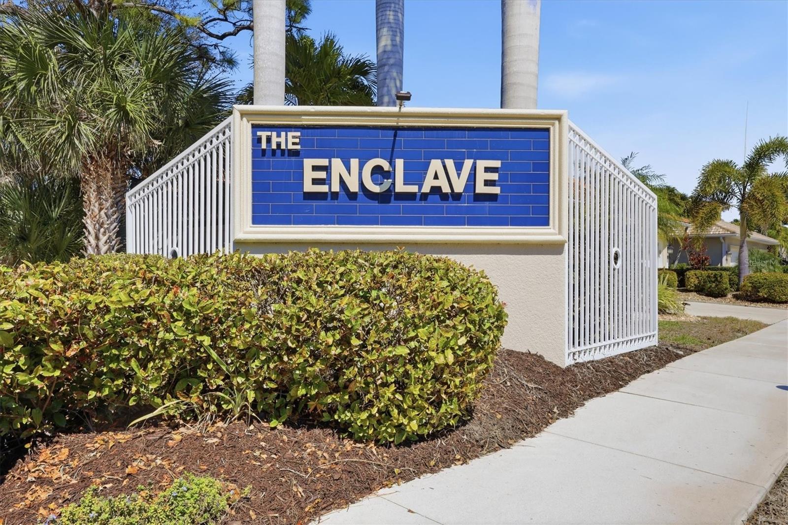 ARTISTS ENCLAVE - Residential