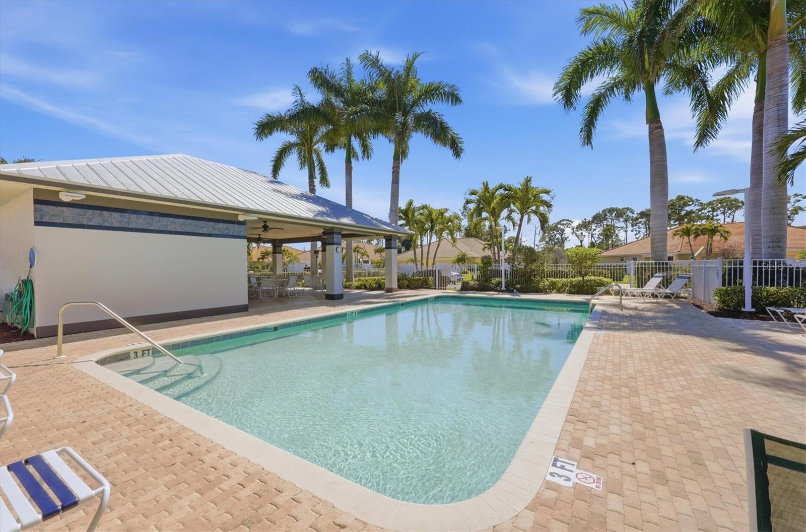 ARTISTS ENCLAVE - Residential