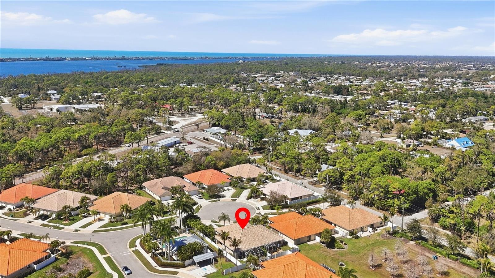 ARTISTS ENCLAVE - Residential