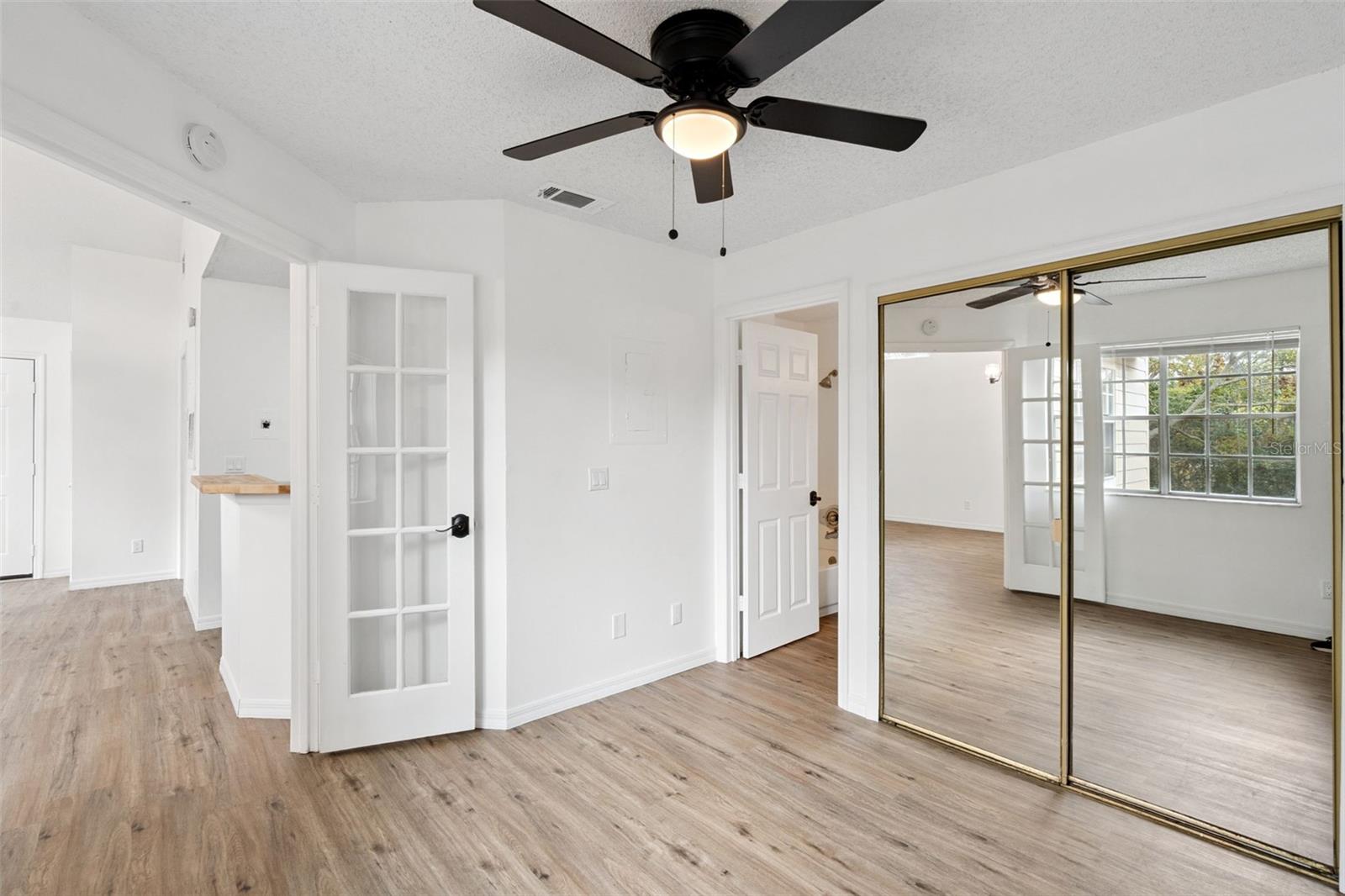 HIDDEN SPGS CONDO - Residential