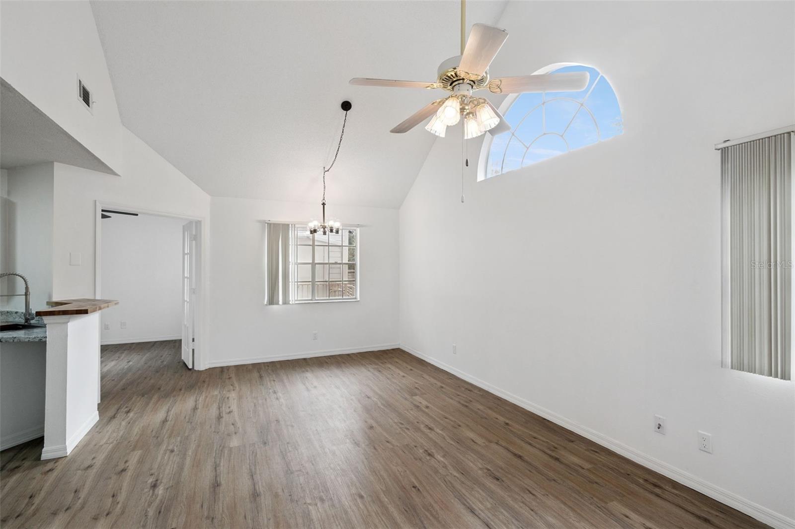 HIDDEN SPGS CONDO - Residential