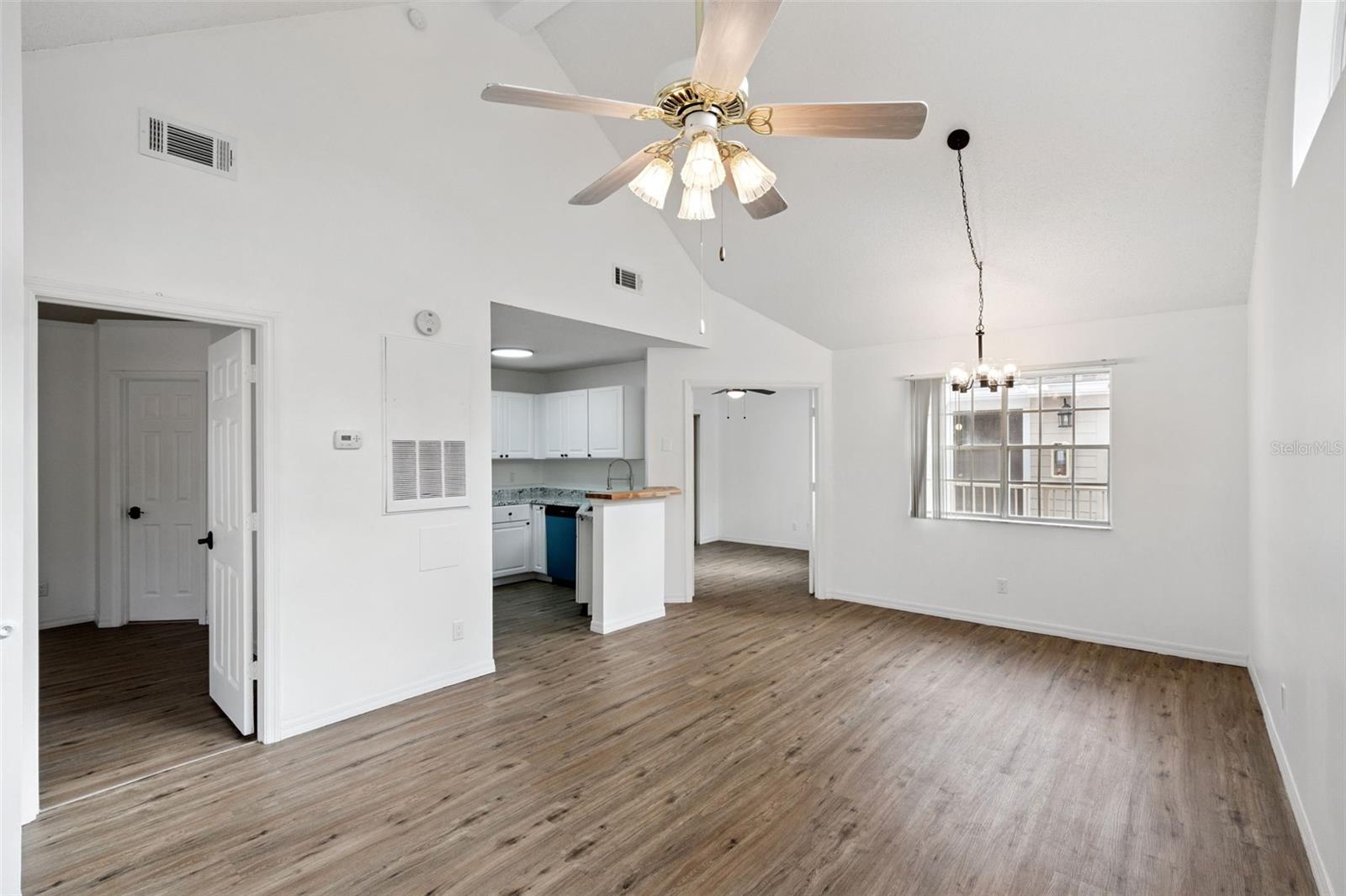 HIDDEN SPGS CONDO - Residential