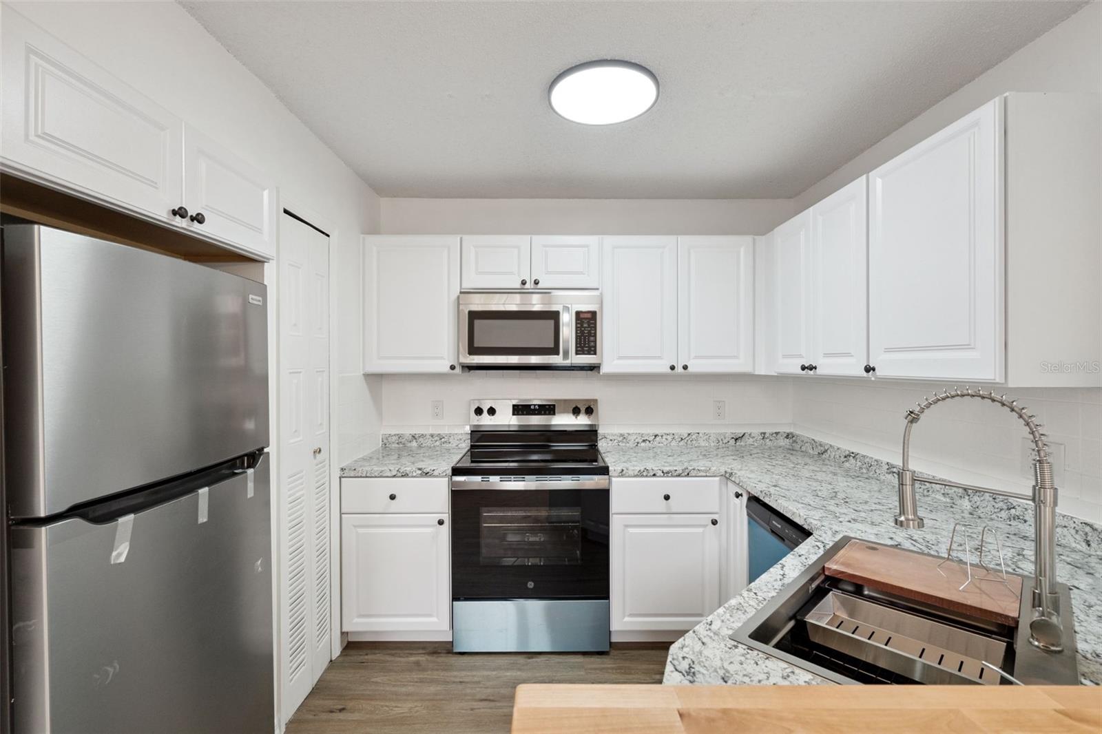 HIDDEN SPGS CONDO - Residential