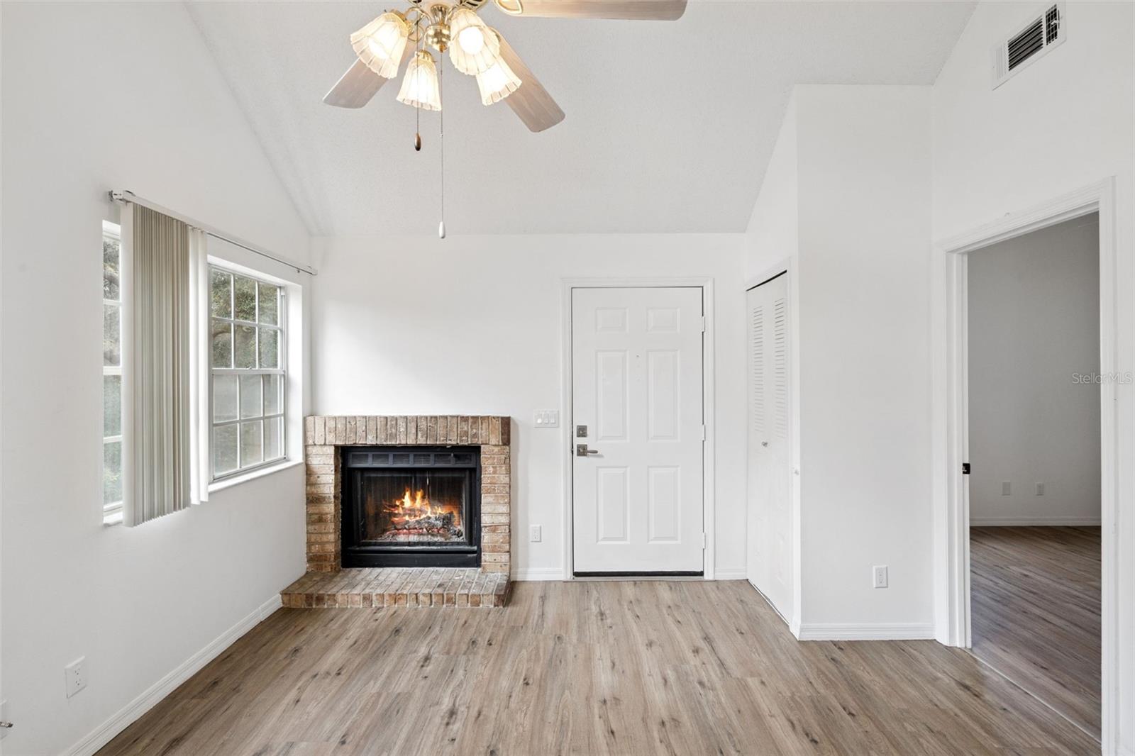 HIDDEN SPGS CONDO - Residential