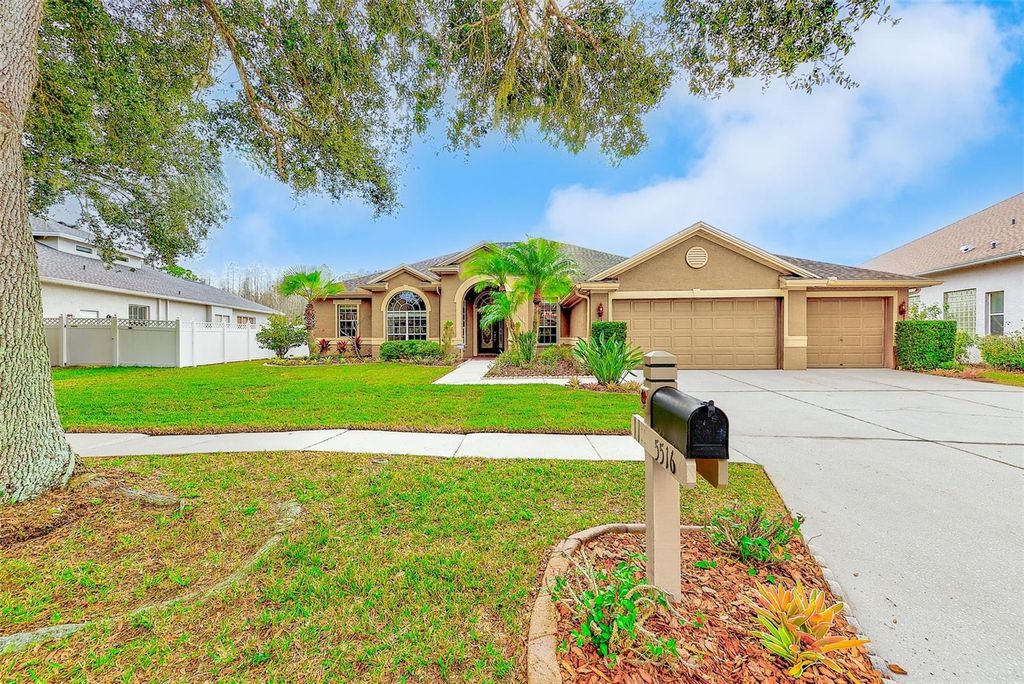 Photo of 5516 Garden Arbor Drive, Lutz, FL 33558 (MLS # TB8461544)