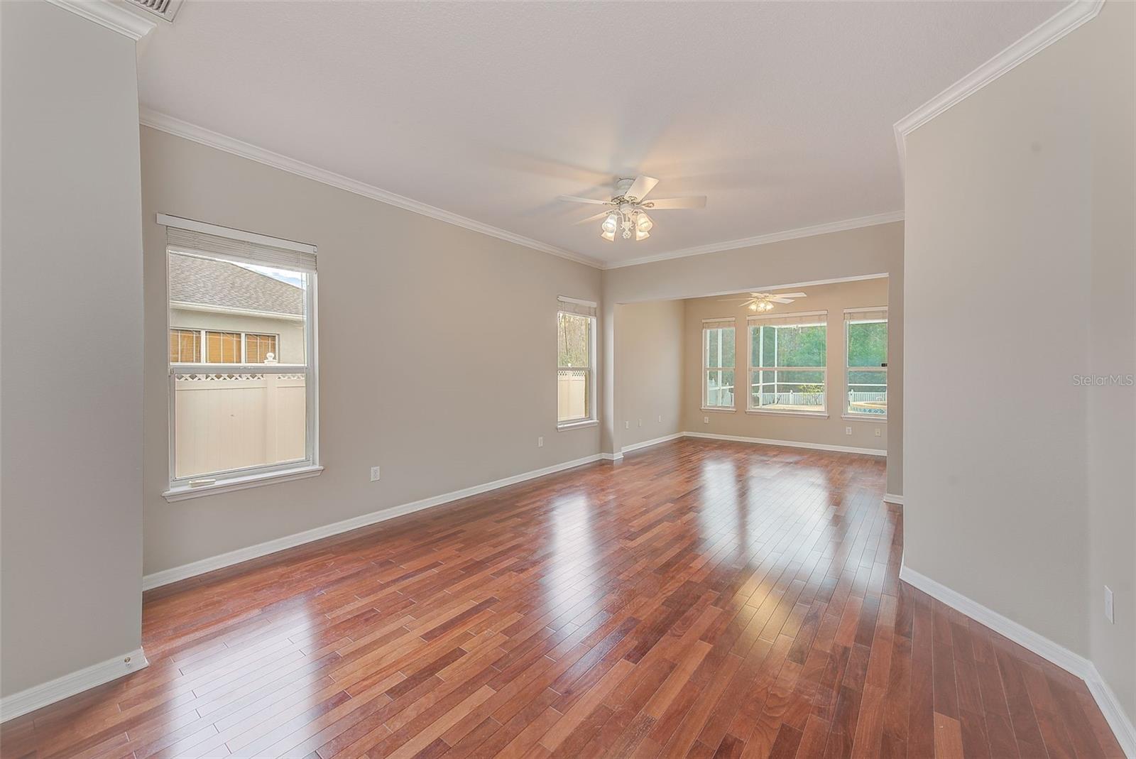 VILLAROSA - Residential