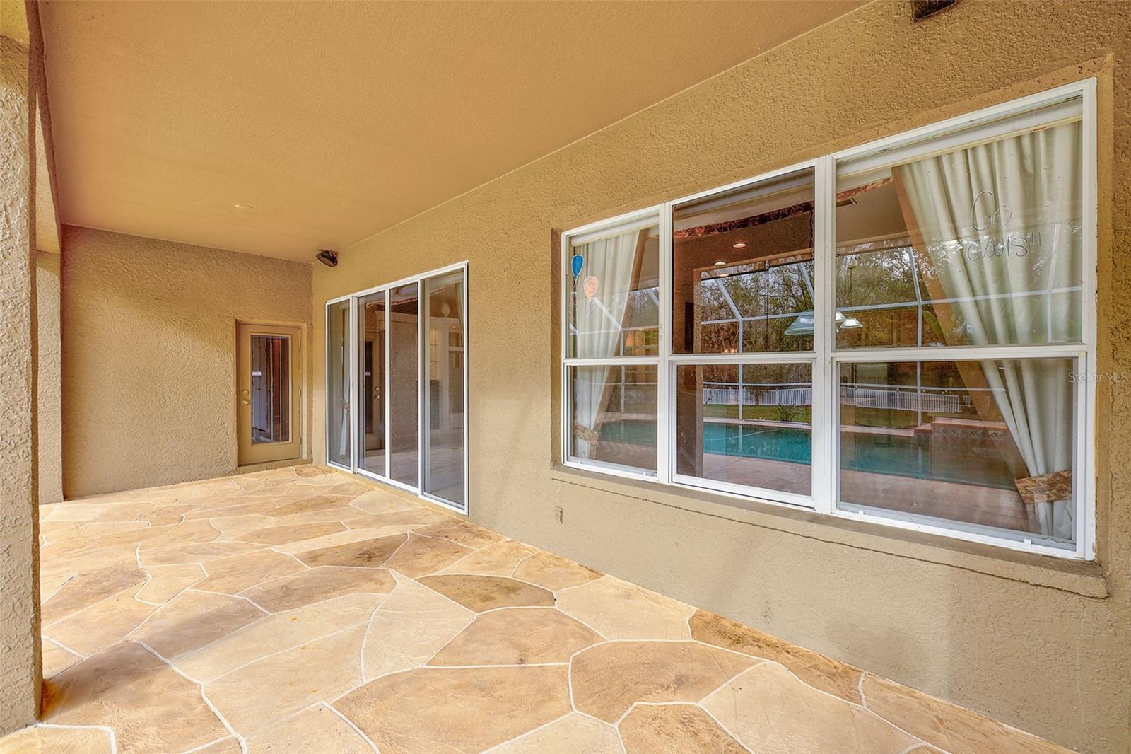 VILLAROSA - Residential