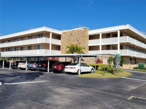 Photo of 4915 Bay Street NE #122, St Petersburg, FL 33703 (MLS # TB8438505)