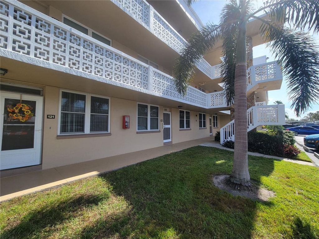 Photo of 4915 Bay Street NE #122, St Petersburg, FL 33703 (MLS # TB8438505)