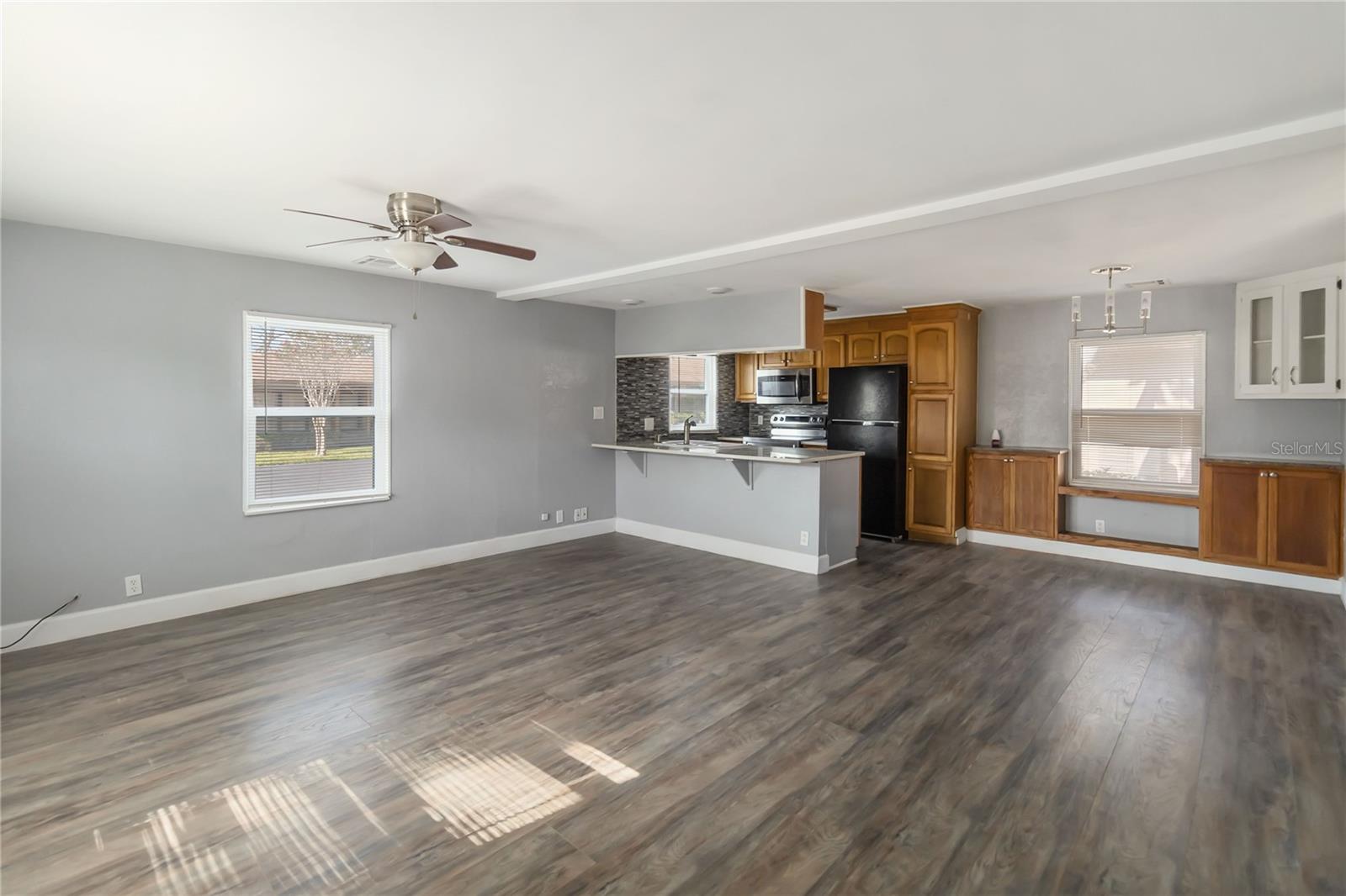 TOWNHOMES WINTER GARDEN - Residential Lease