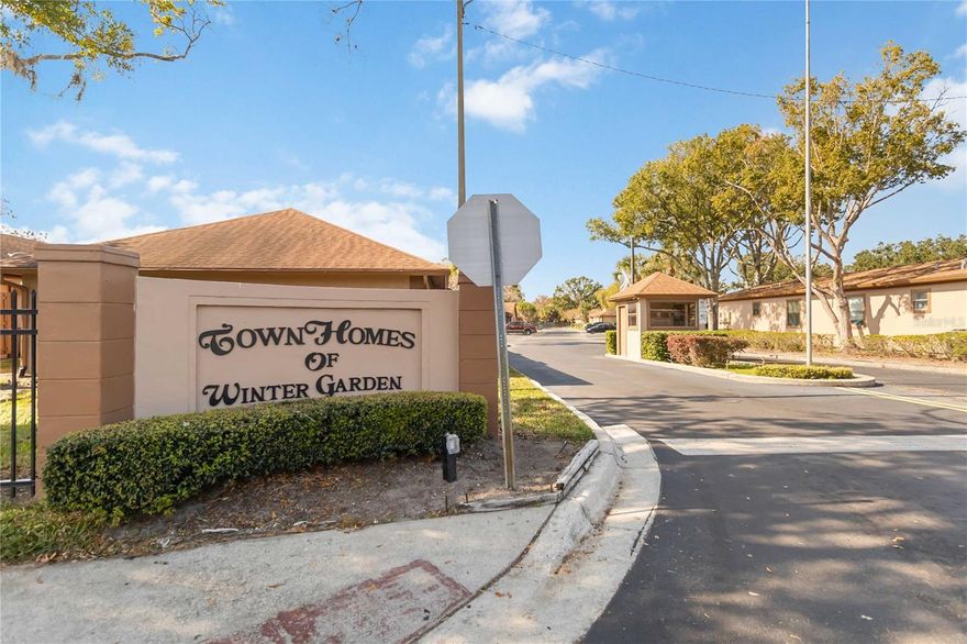 Beautifully updated 1/1 condo in the heart of Winter Garden, close to shops, restaurants, stores and easy access to Turnpike, 408 and 429. New water heater, newer AC, thermo-pane windows, quartz counter tops, laminate flooring throughout except bathroom which has new tile. Community offers pool.