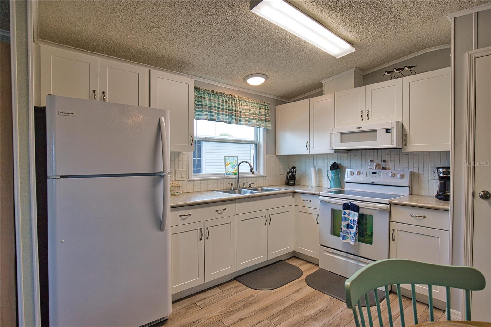 HARBOR COVE - Residential