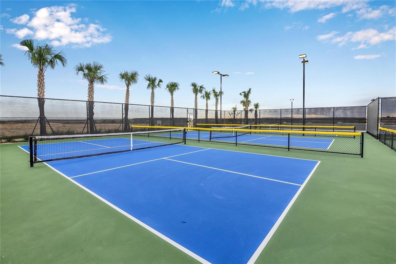 PARKSIDE TRAILS - Residential