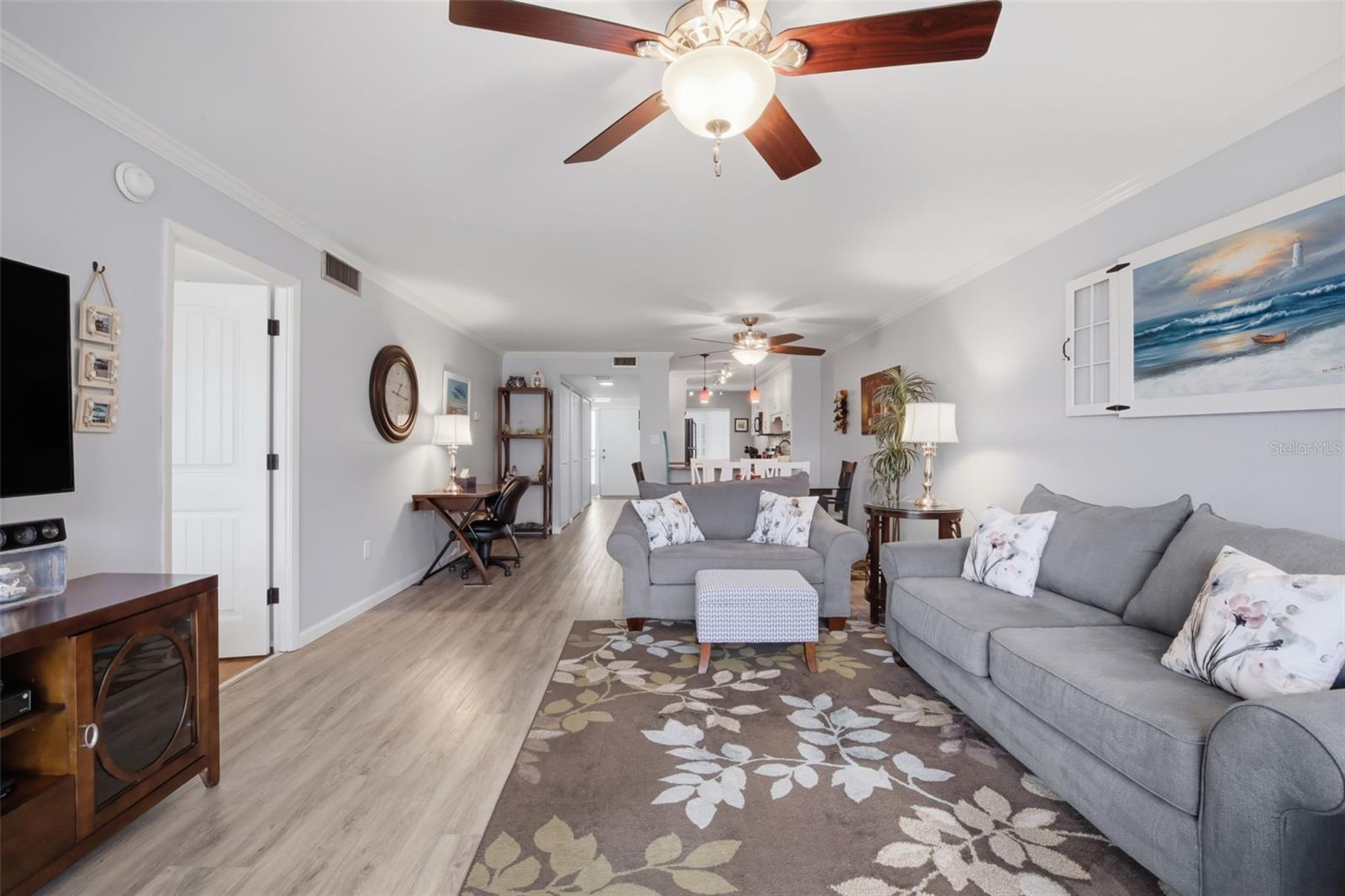 RIVER OAKS APTS SEC A - Residential