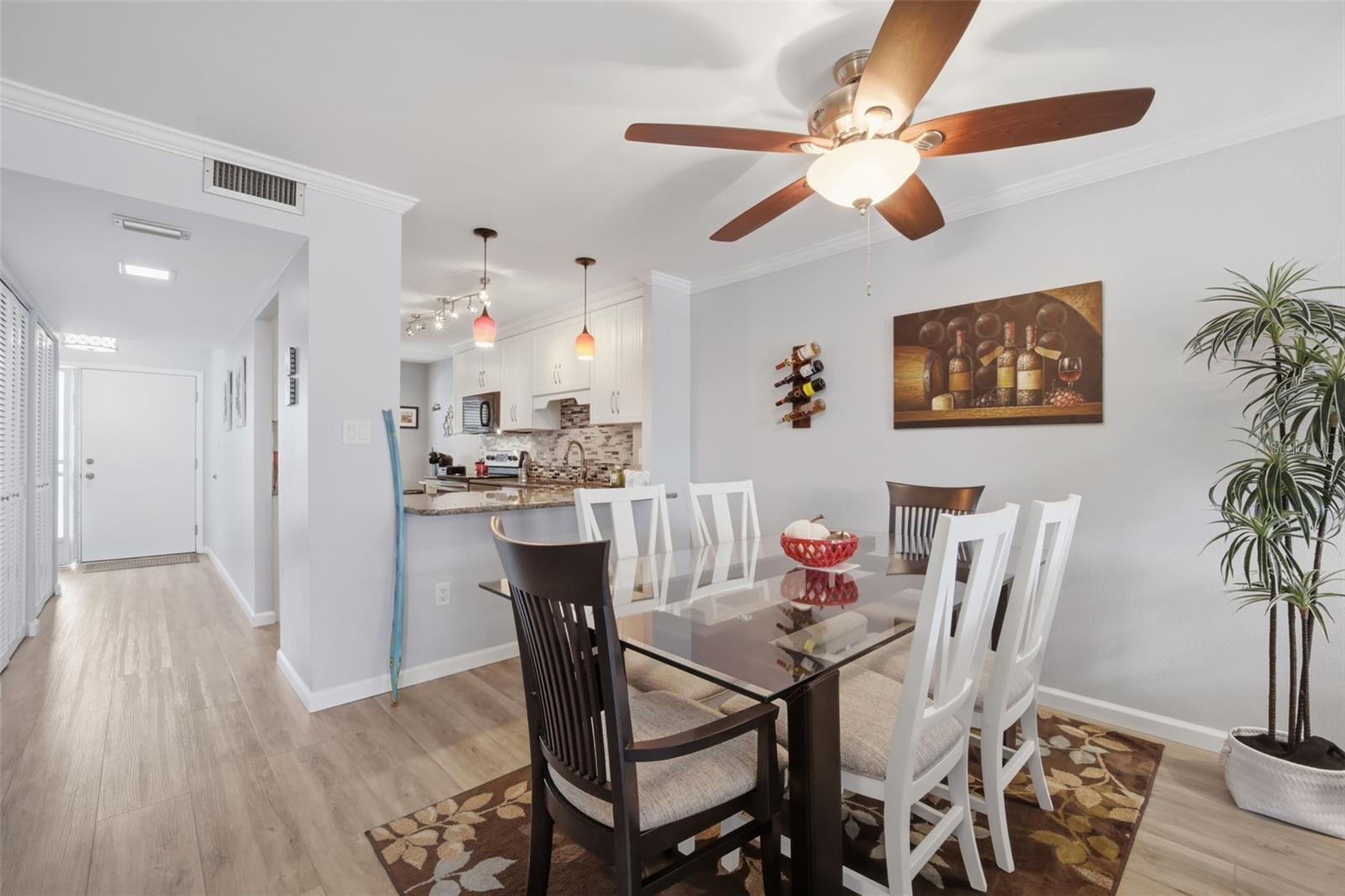 RIVER OAKS APTS SEC A - Residential