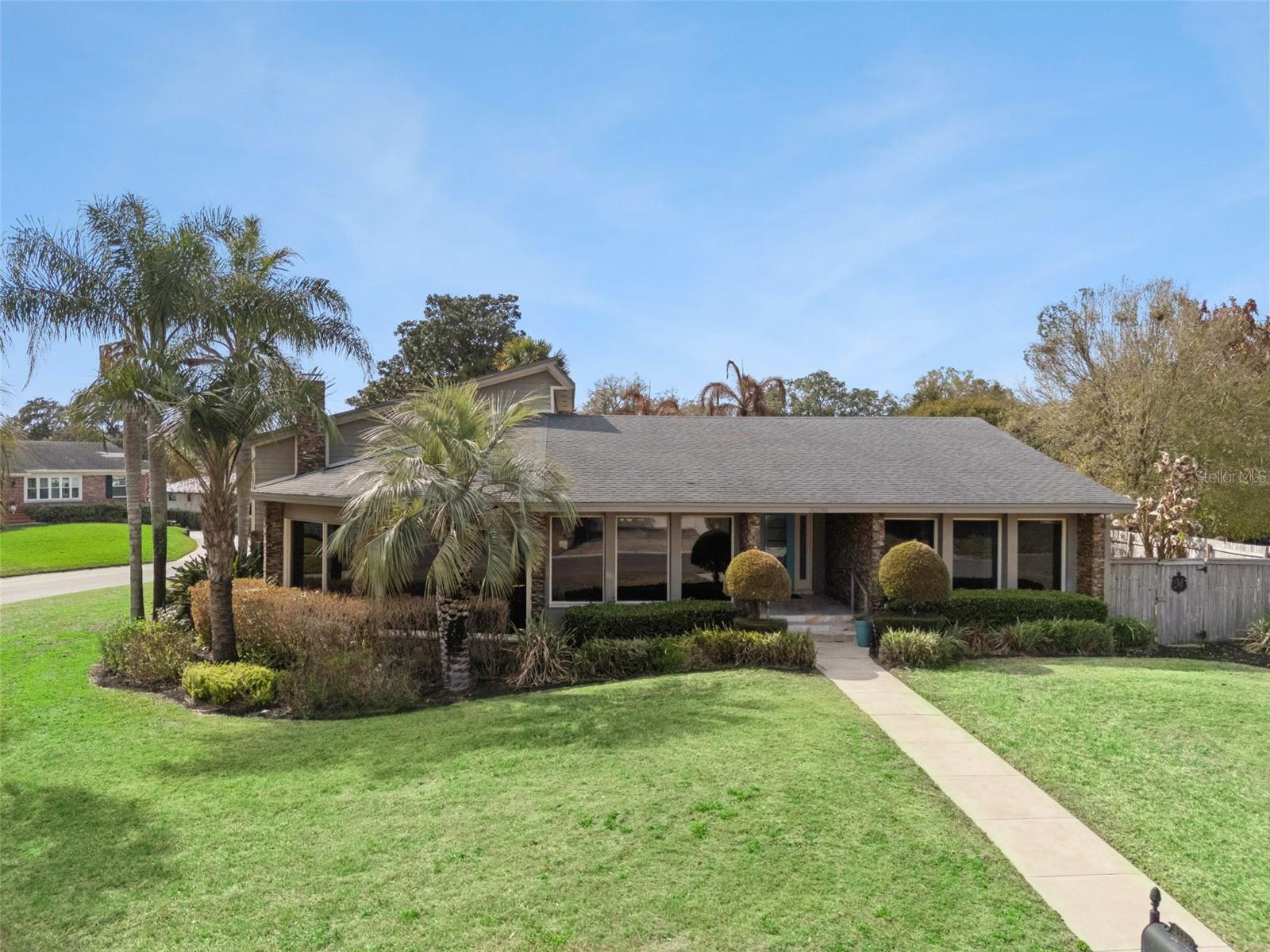 3226 S OSCEOLA AVENUE