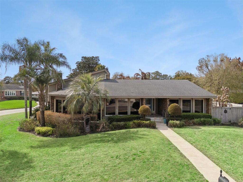 Photo of 3226 S Osceola Avenue, Orlando, FL 32806 (MLS # O6386545)