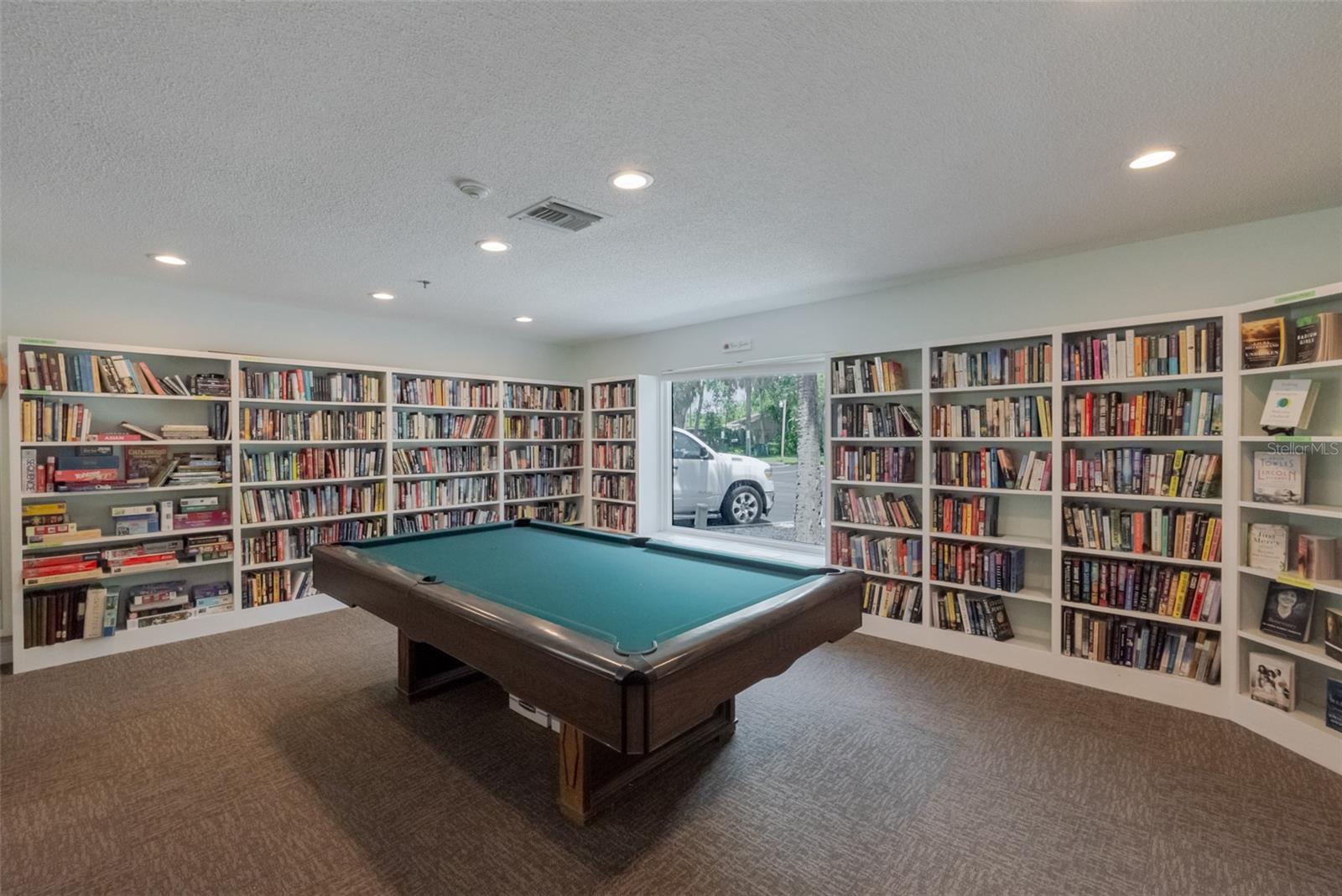 VILLAGE GARDENS - Residential