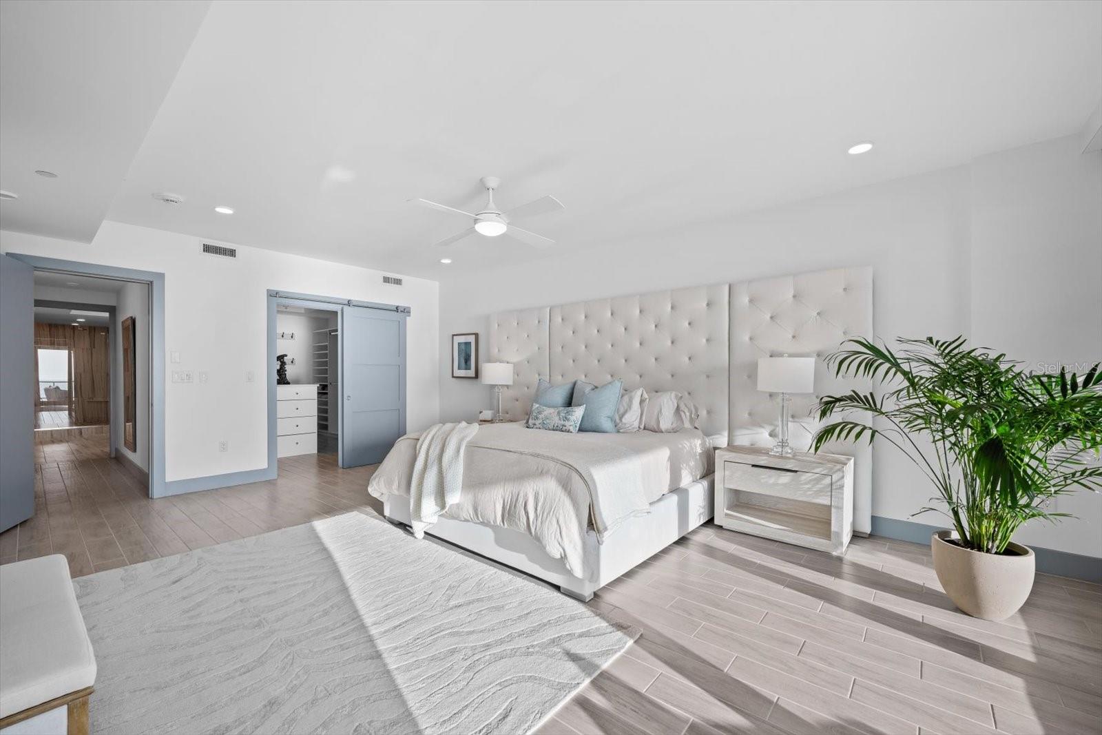 ONELLA CONDO - Residential