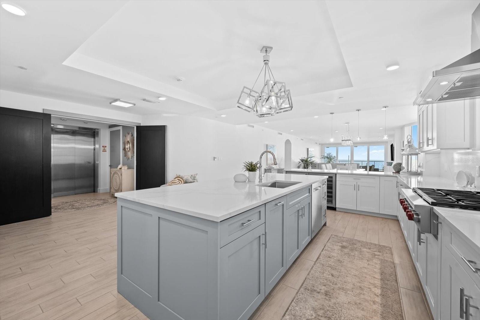 ONELLA CONDO - Residential