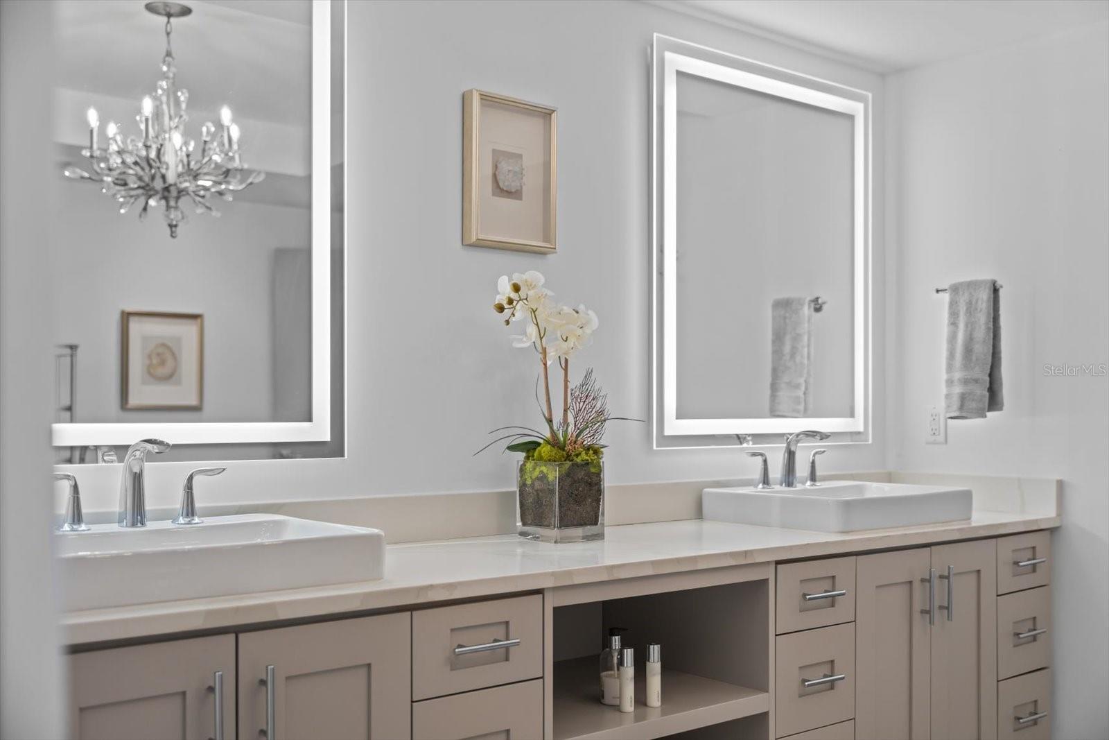 ONELLA CONDO - Residential