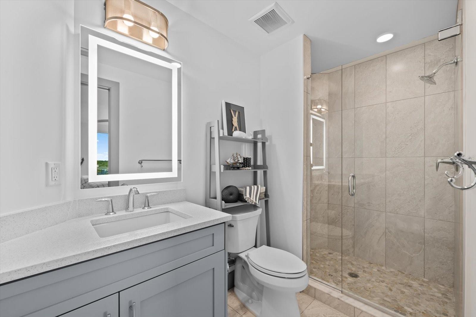 ONELLA CONDO - Residential