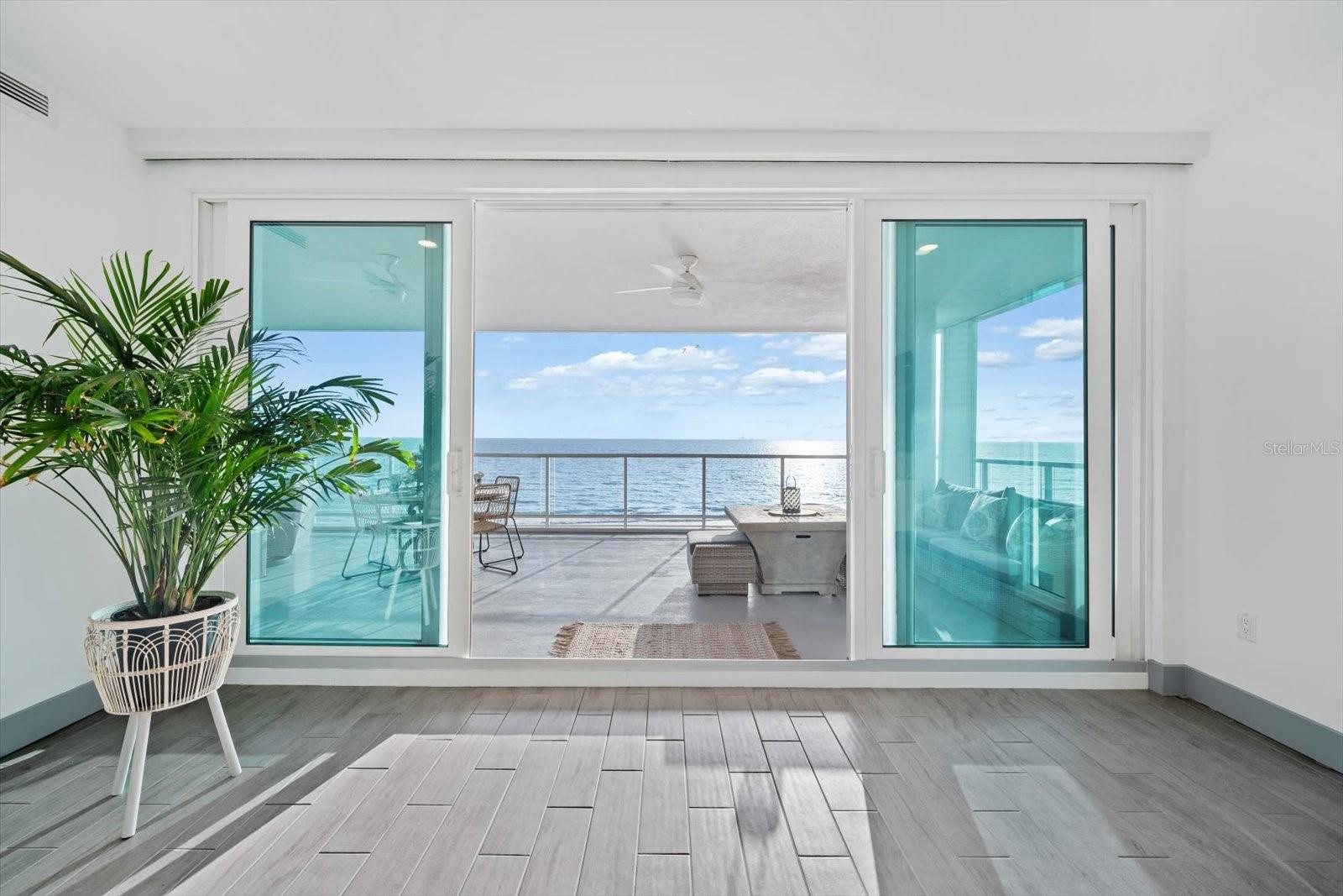 ONELLA CONDO - Residential