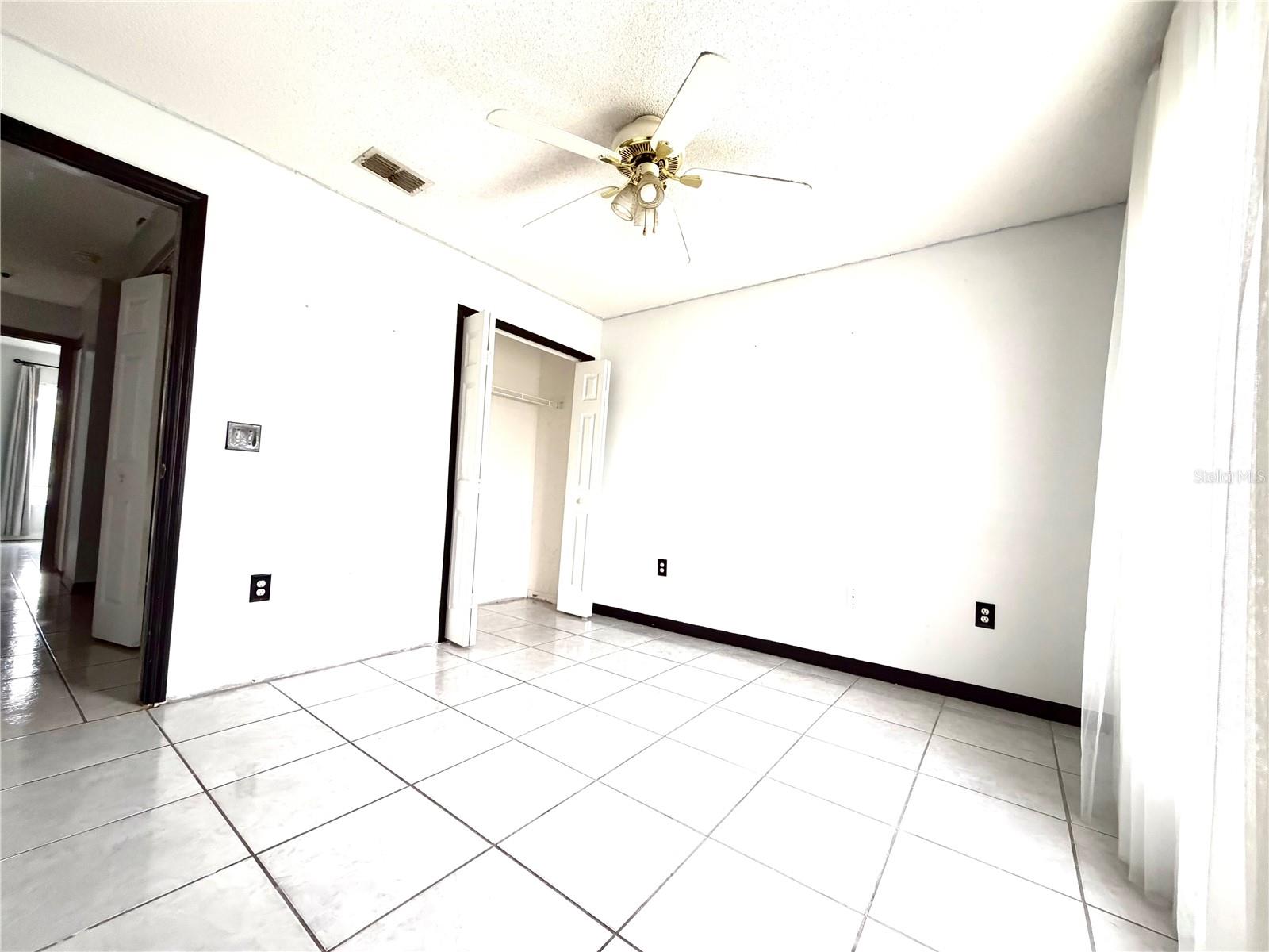 WESTLAKE - Residential