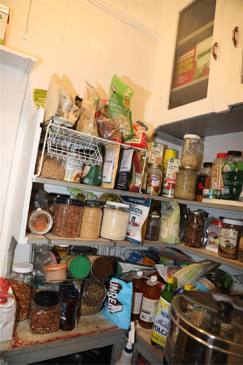 SULPHUR SPGS - Residential Income