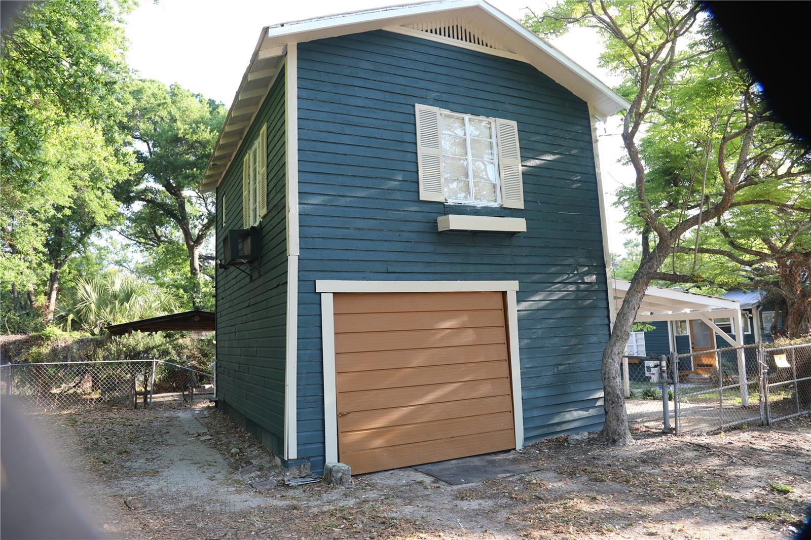 SULPHUR SPGS - Residential Income