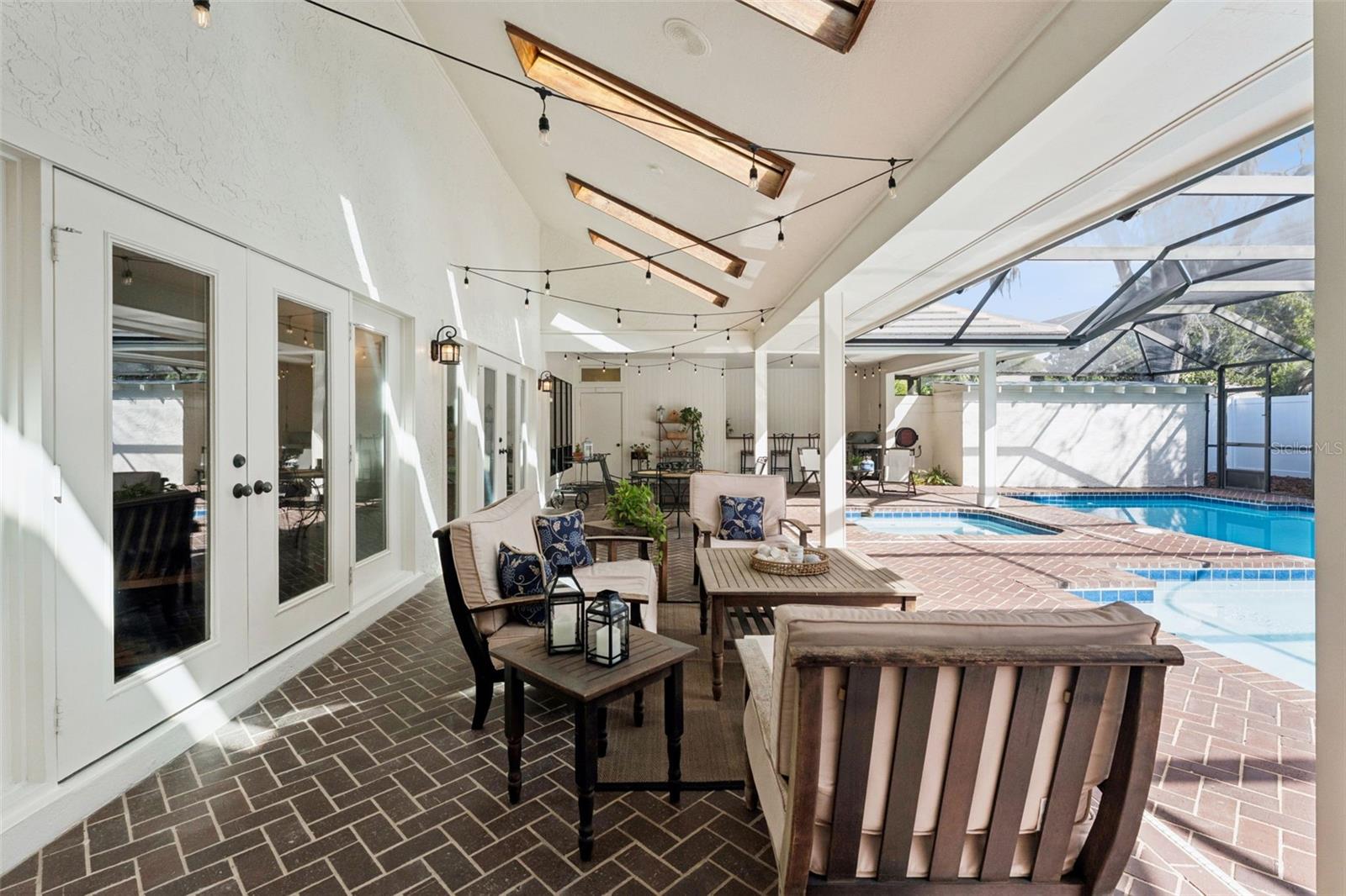 SOUTH BAY SEC 01B - Residential