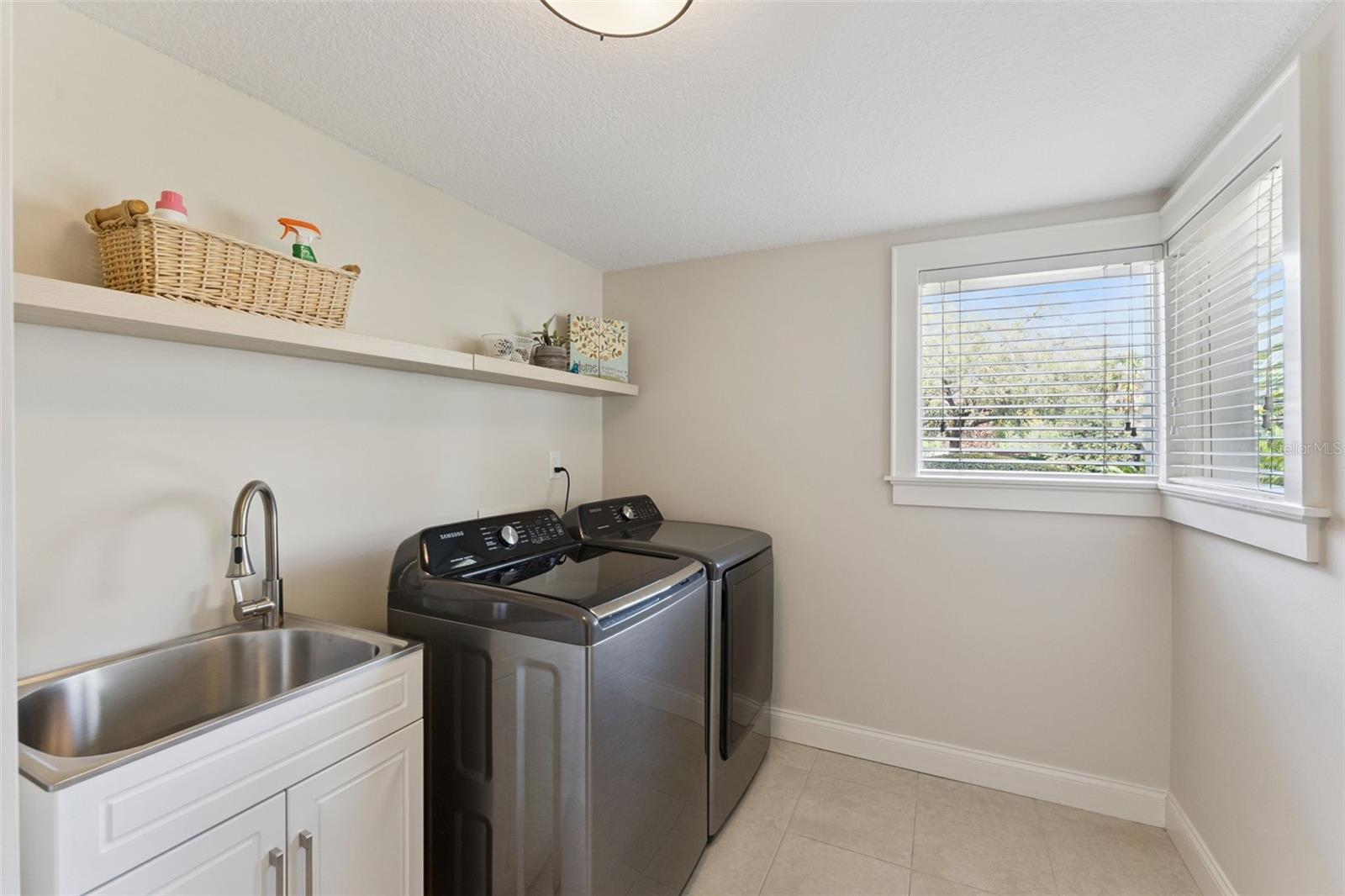 SOUTH BAY SEC 01B - Residential