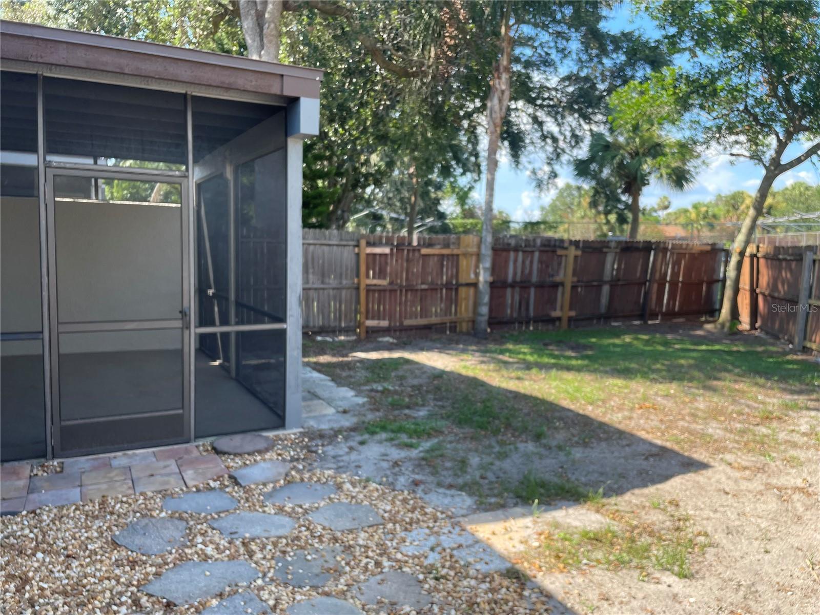 WINDWARD SQUARE SEC 1 - Residential