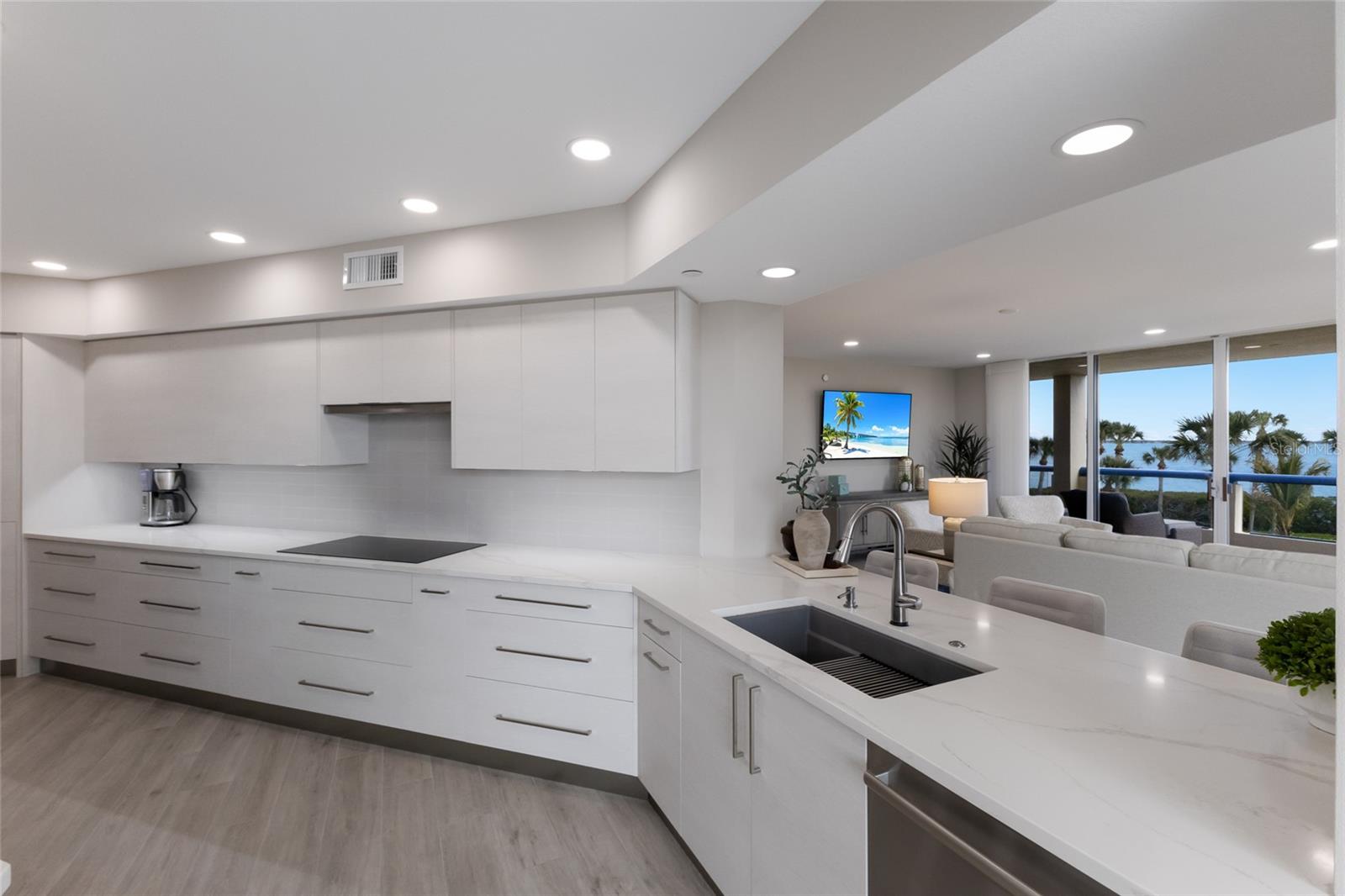 FAIRWAY BAY 3 - Residential