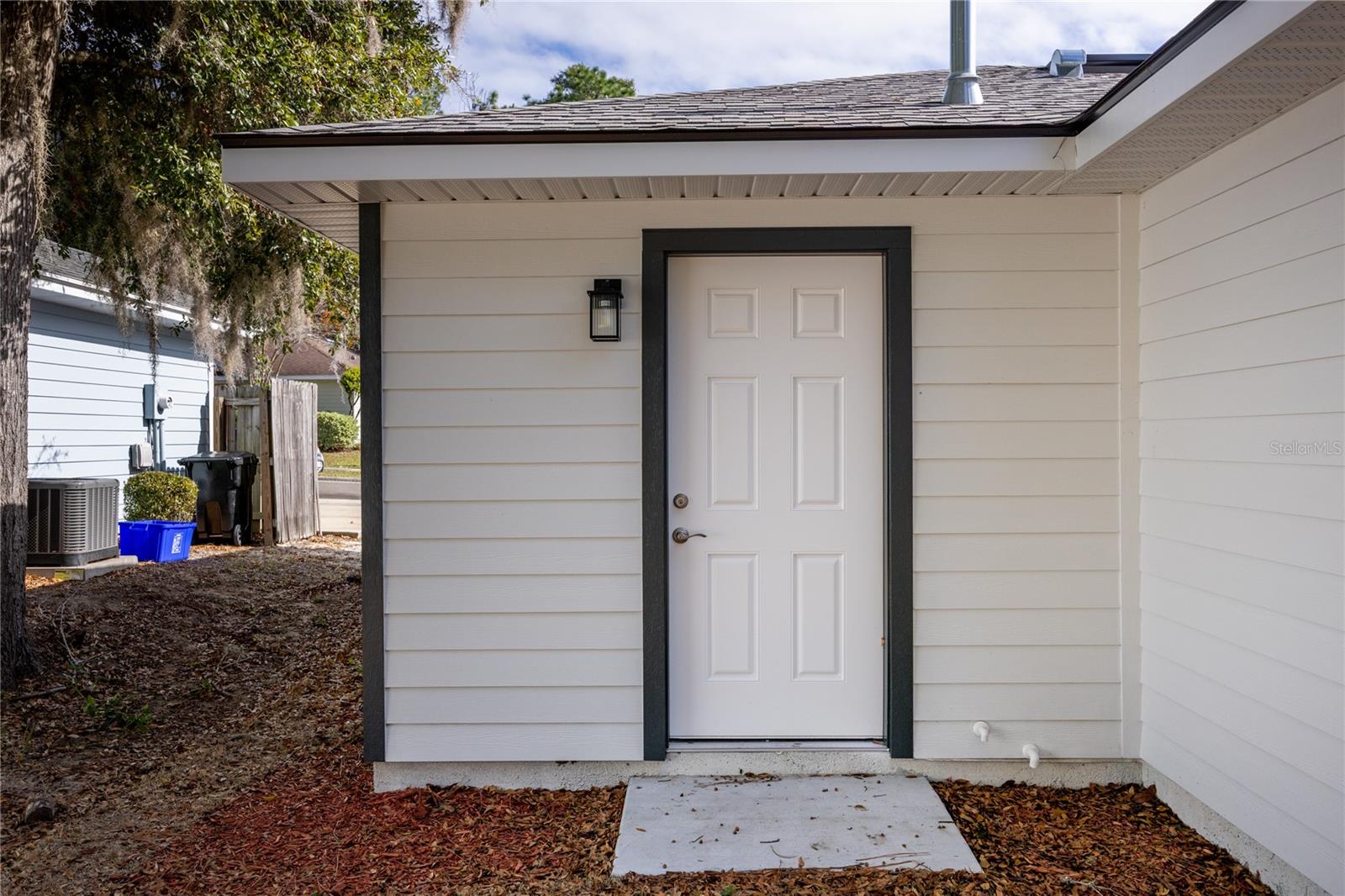 LANAS PLACE - Residential