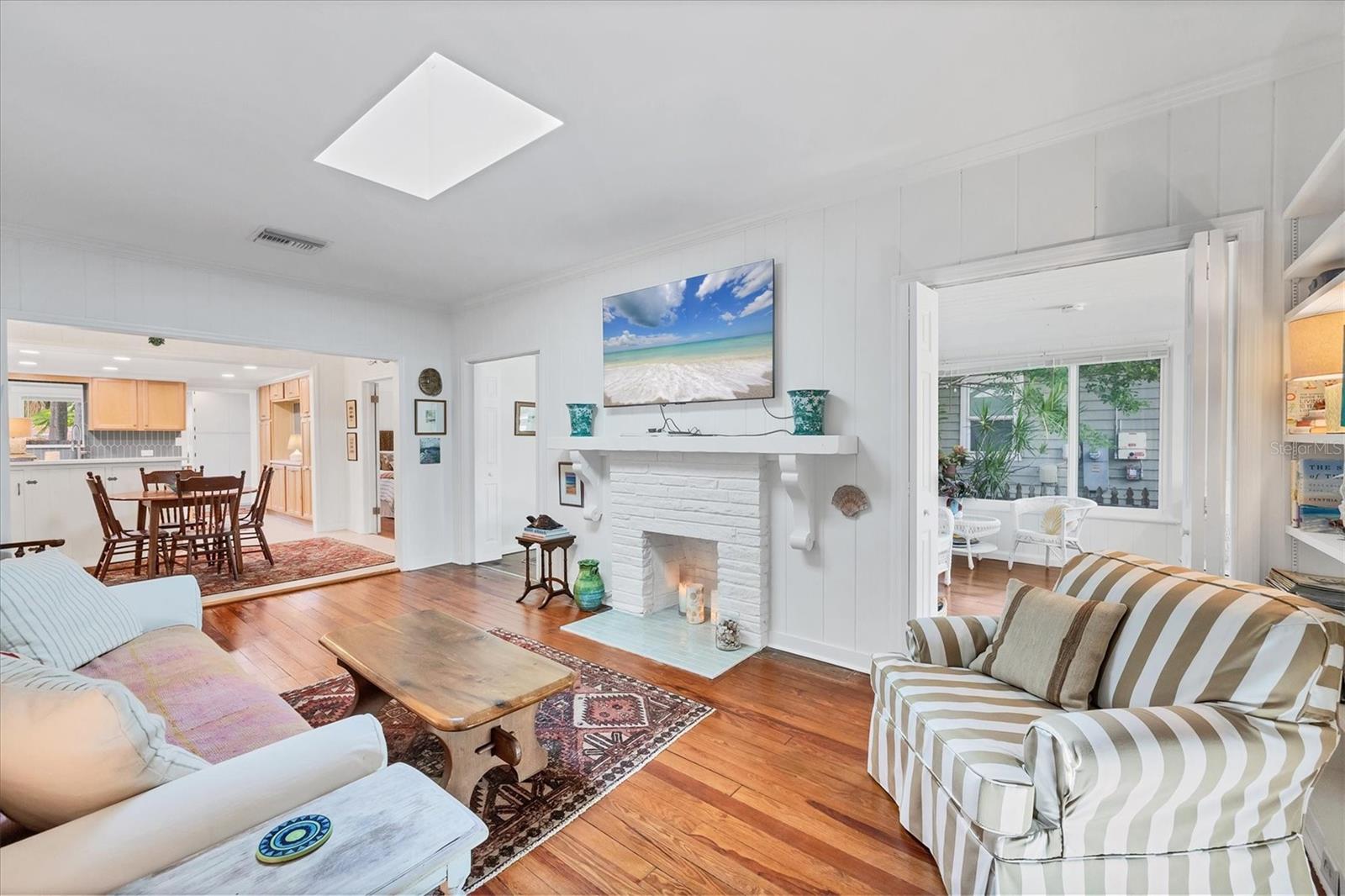 3734 IROQUOIS AVENUE