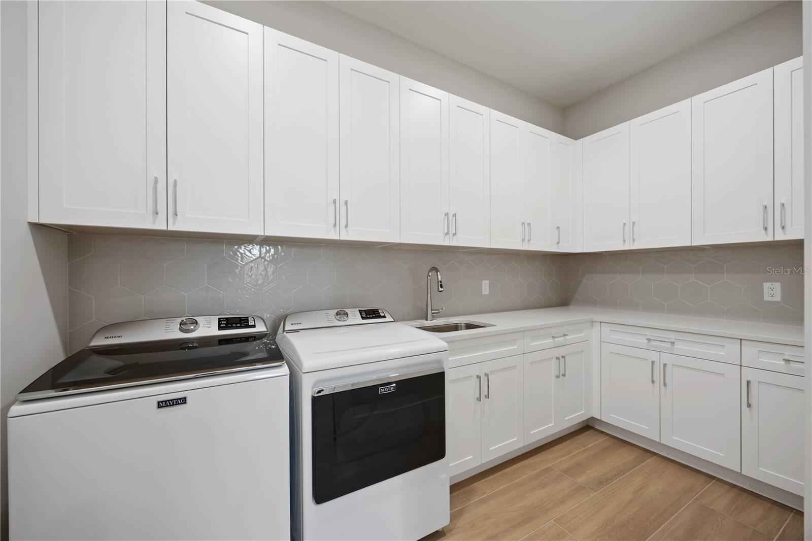 WILD BLUE/WATERSIDE PH 1 - Residential