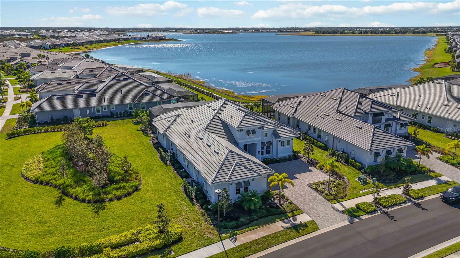 WILD BLUE/WATERSIDE PH 1 - Residential